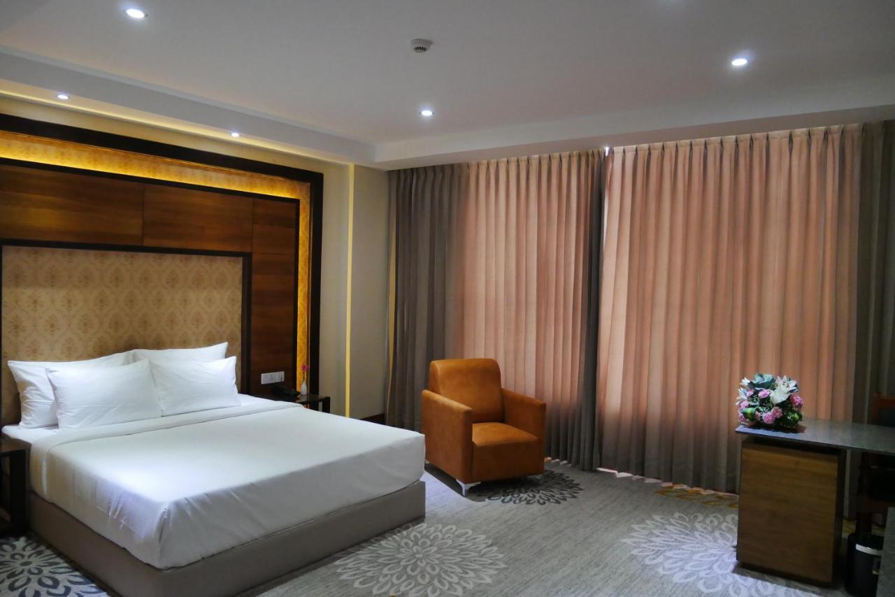 Hills 3* Hosur